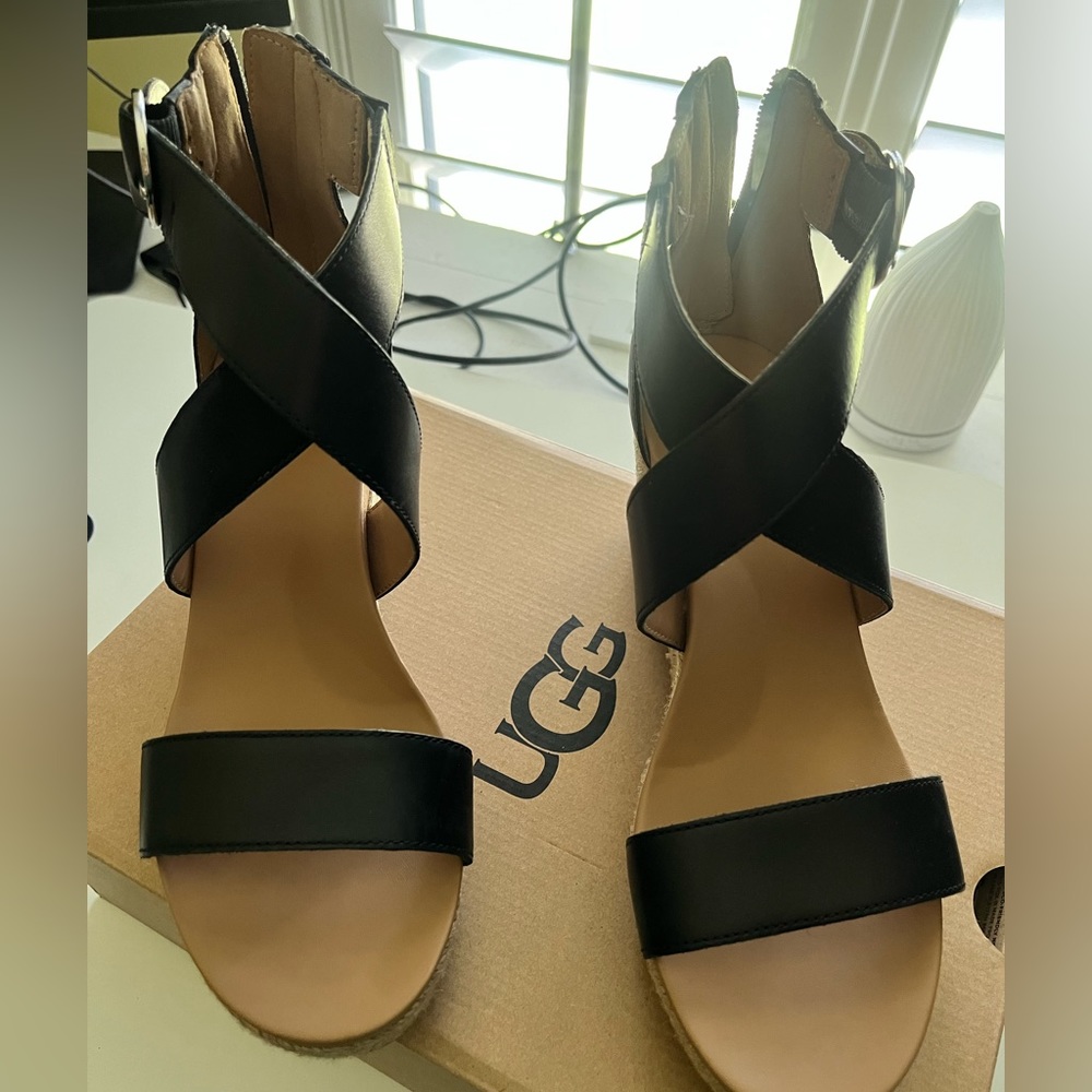 UGG Hylda Wedge Sandals